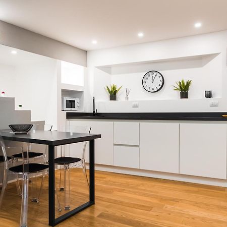 Lilli House - Suite In The Heart Of Болонья Экстерьер фото